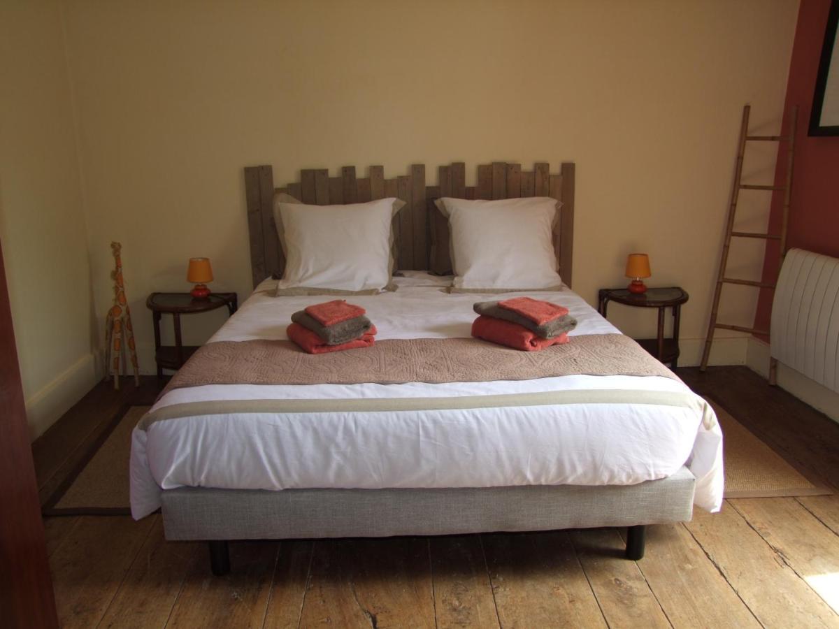 Au Bois De La Grave Hotel Luzech ภายนอก รูปภาพ
