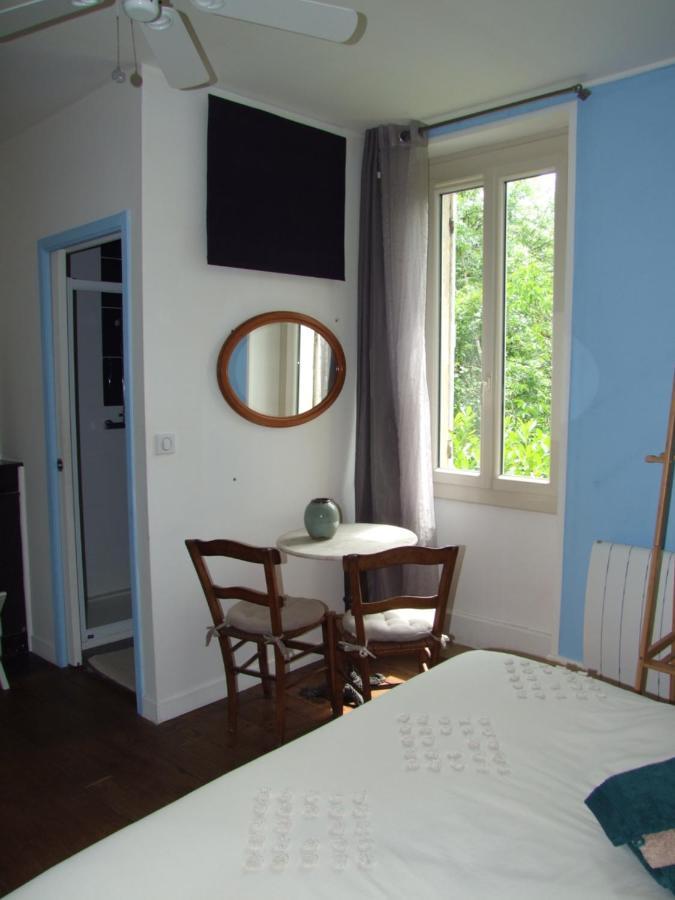 Au Bois De La Grave Hotel Luzech ภายนอก รูปภาพ
